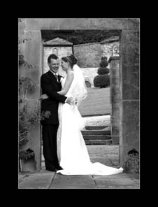wedding photograph arch